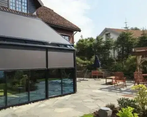 verticale-horizontale-zonwering-veranda (1)
